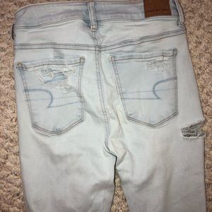 ☆ AMERICAN EAGLE JEANS (size 4) ☆